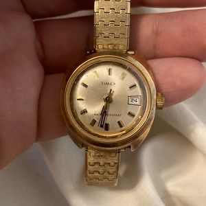 Vintage 1970s Timex watch for women gold tone with GOLD plate band and watch